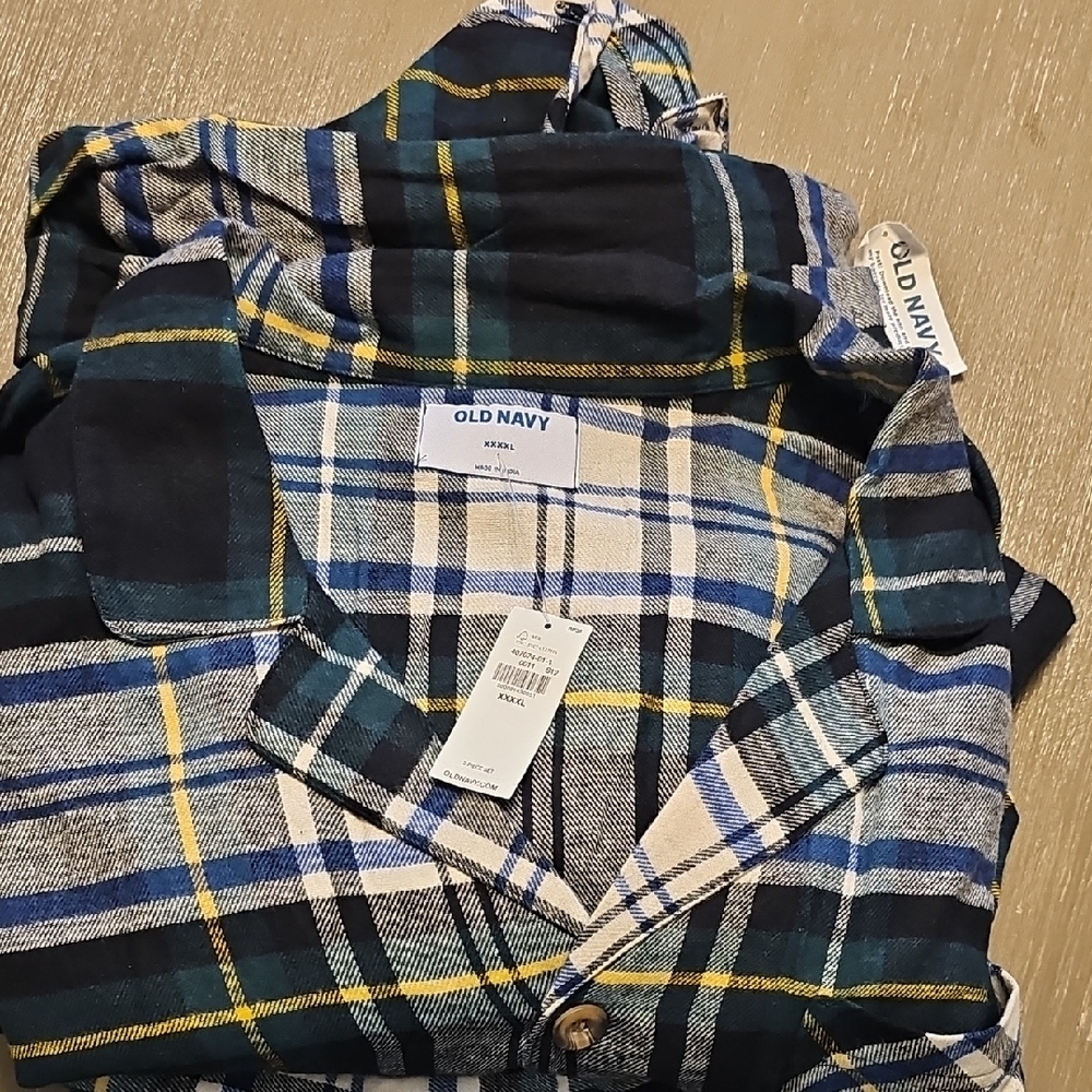 Old Navy Men's Multicolor Plaid Button Down Shirt & Pants